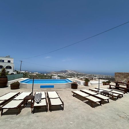 Aroma Cavas Apartment Pyrgos Kallistis Bagian luar foto