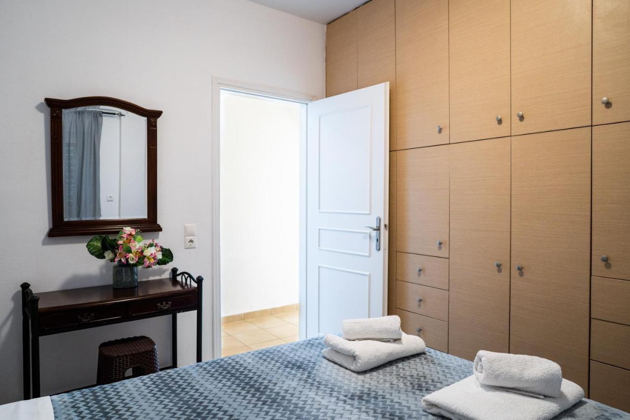 Aroma Cavas Apartment Pyrgos Kallistis Bagian luar foto