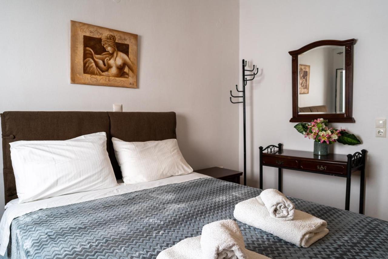 Aroma Cavas Apartment Pyrgos Kallistis Bagian luar foto