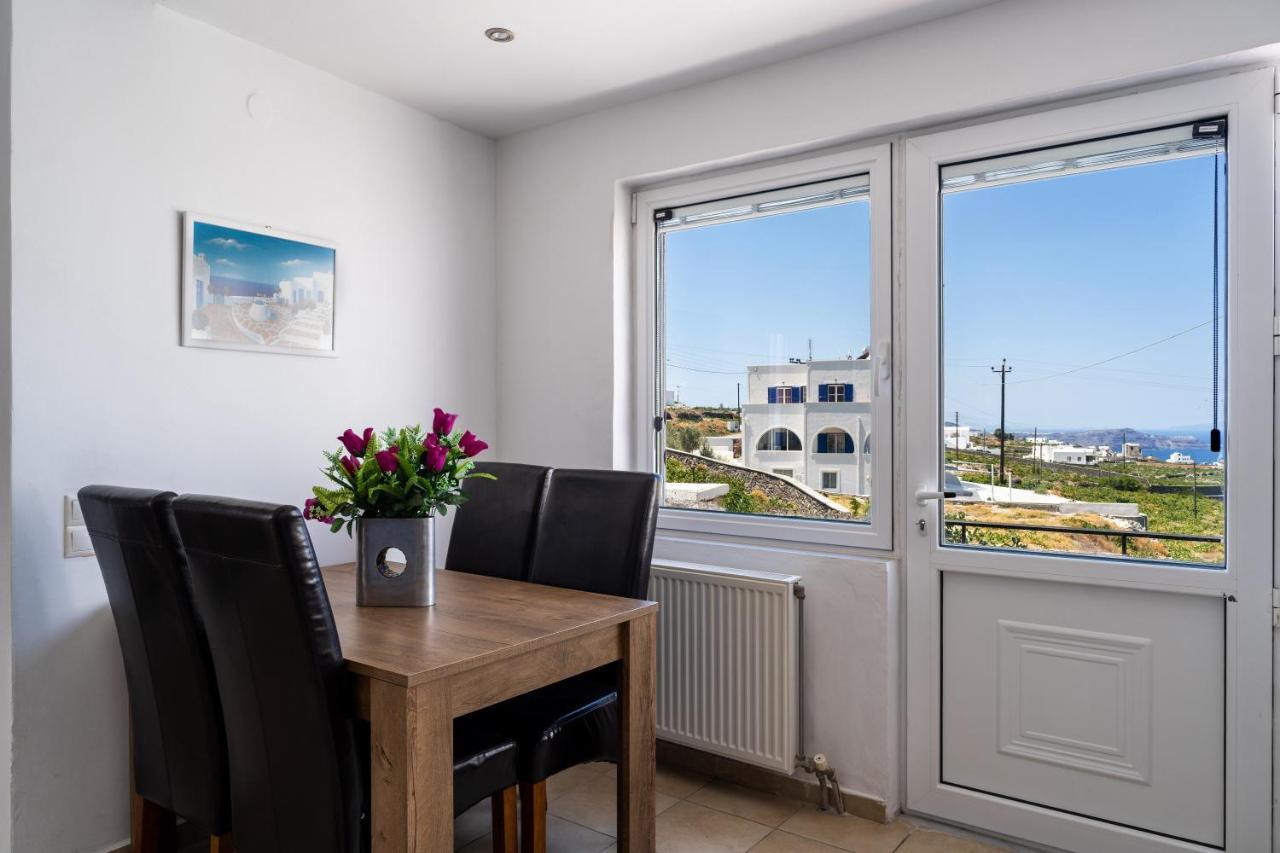Aroma Cavas Apartment Pyrgos Kallistis Bagian luar foto
