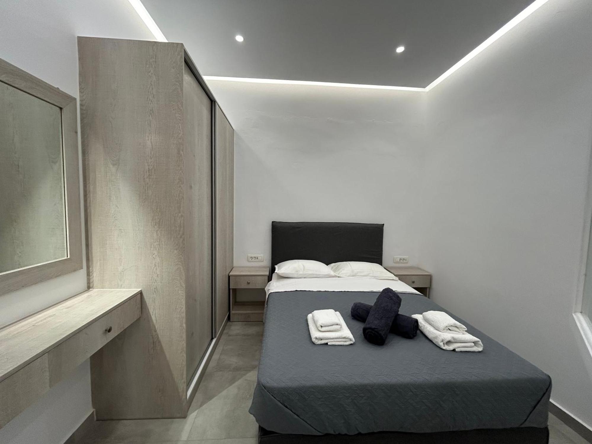 Aroma Cavas Apartment Pyrgos Kallistis Bagian luar foto