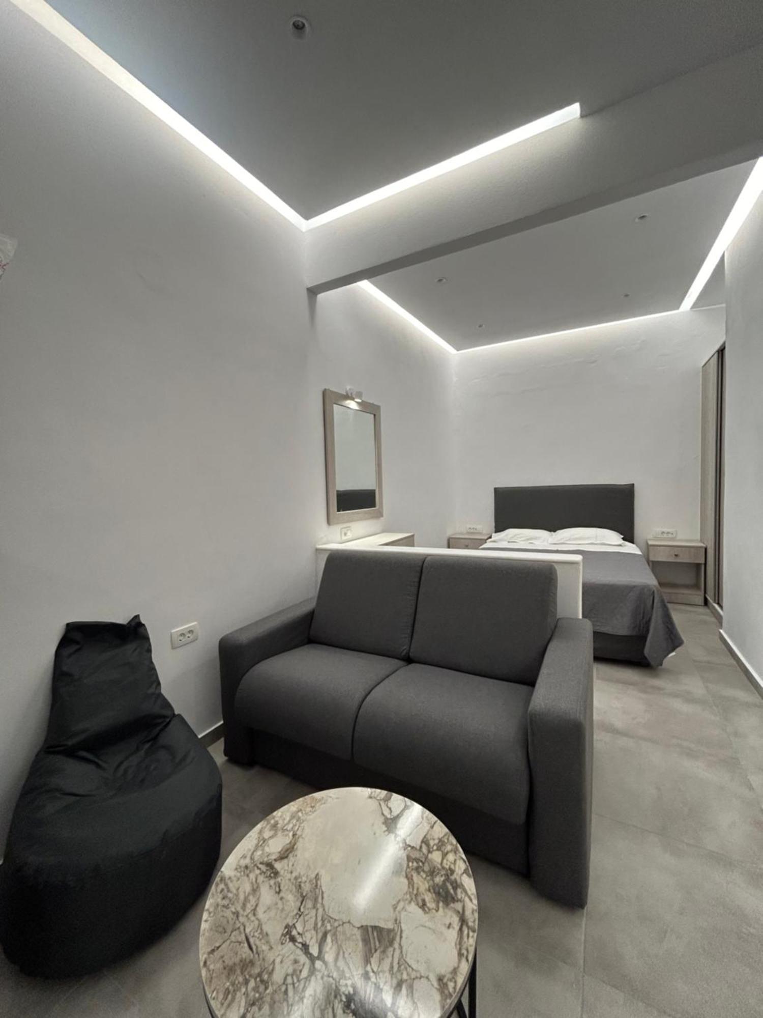 Aroma Cavas Apartment Pyrgos Kallistis Bagian luar foto