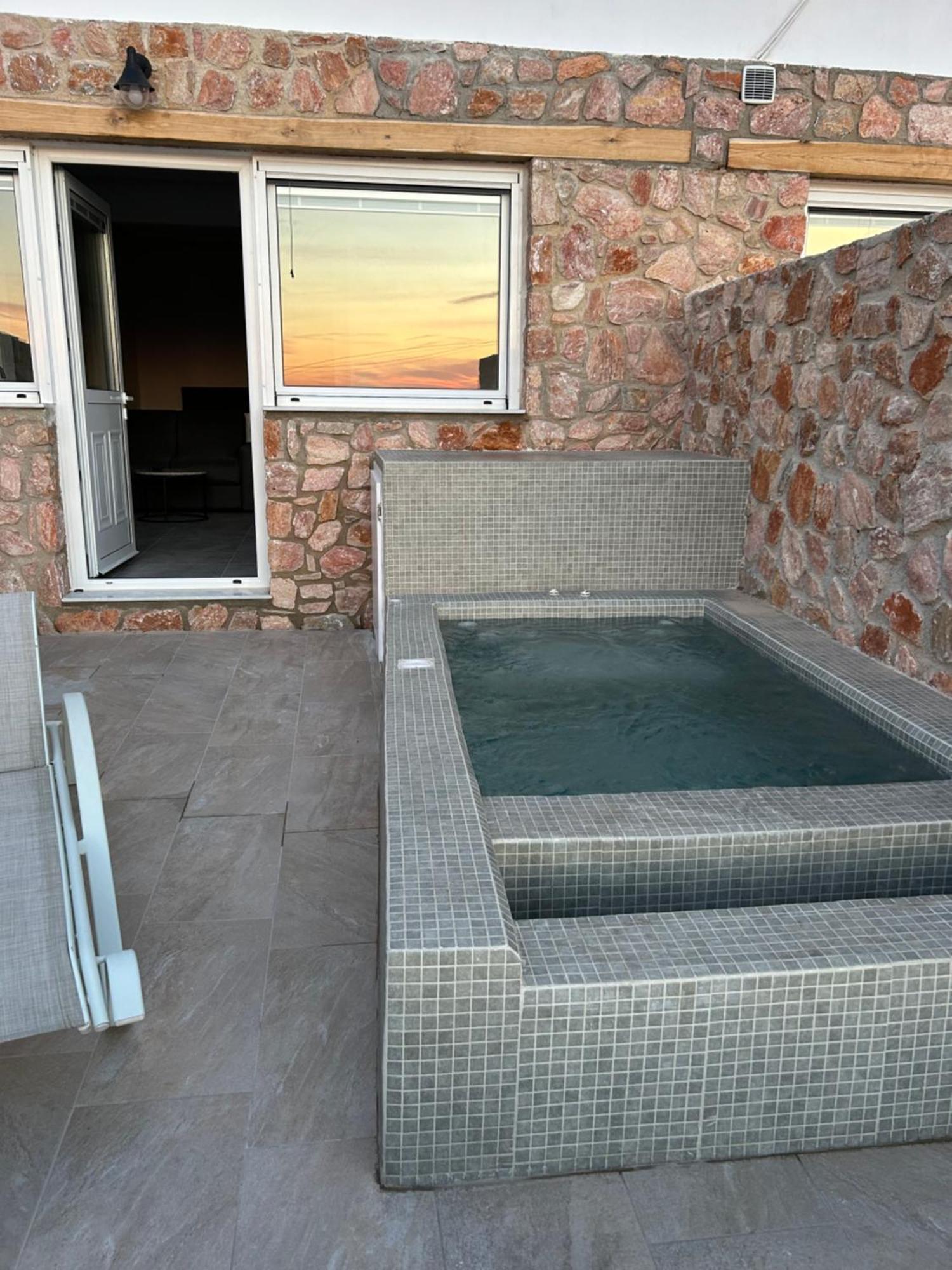 Aroma Cavas Apartment Pyrgos Kallistis Bagian luar foto