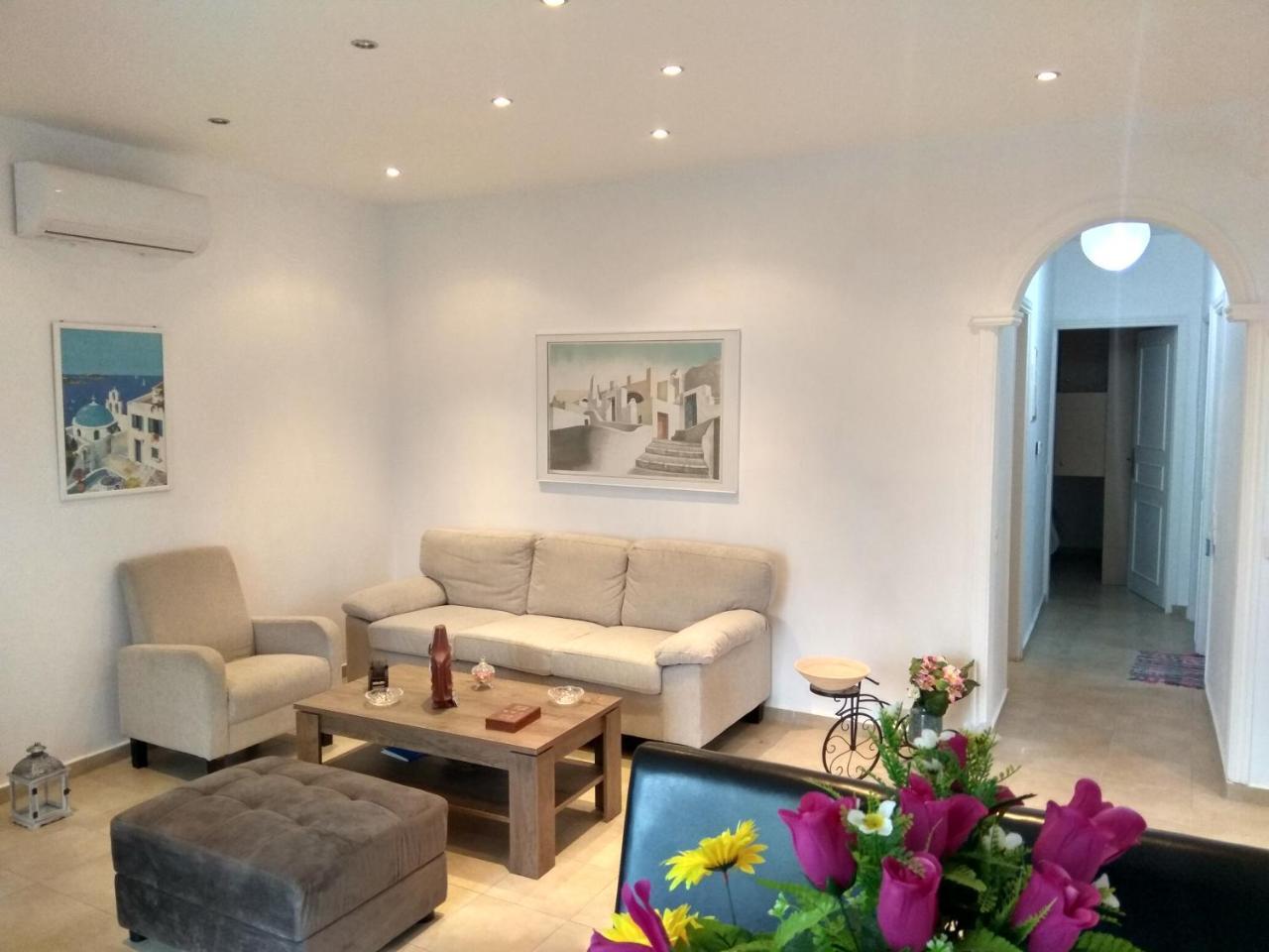 Aroma Cavas Apartment Pyrgos Kallistis Bagian luar foto
